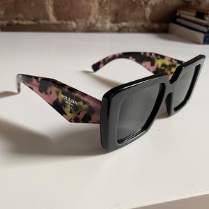 (RARE) Prada 23YS Sunglasses 1AB5S0 Black And Pink 100% AUTHENTIC -Protect Plan